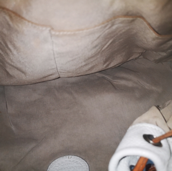 Vintage Roots leather crossbody bag - Picture 9 of 14